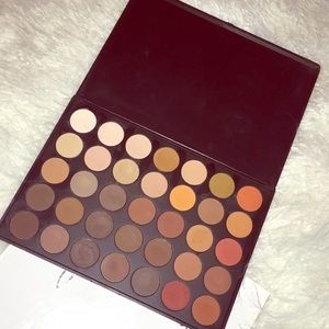 MORPHE 350 MATTE 35 PAN PALETTE